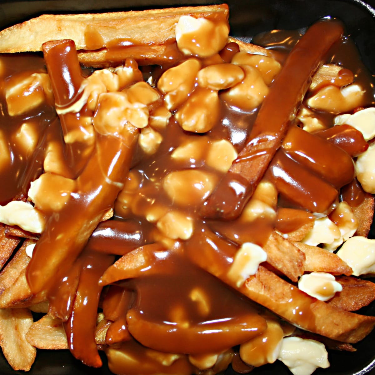Poutine Canada - The national dish in Canada You Need To Try